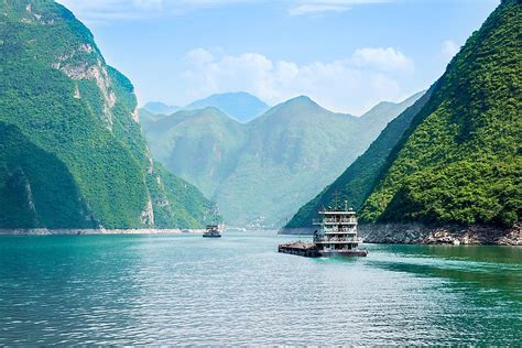 what are the 2 longest rivers in china